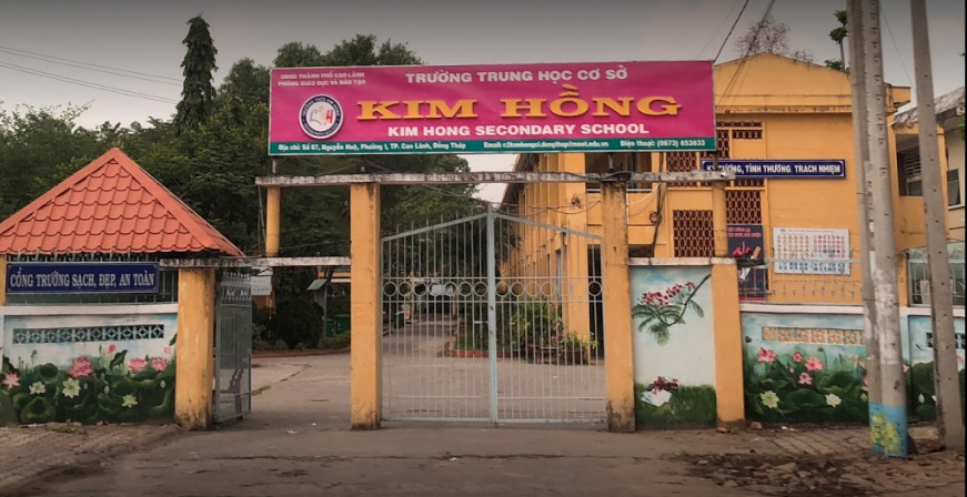 Gate of Kim Hong Secondary School